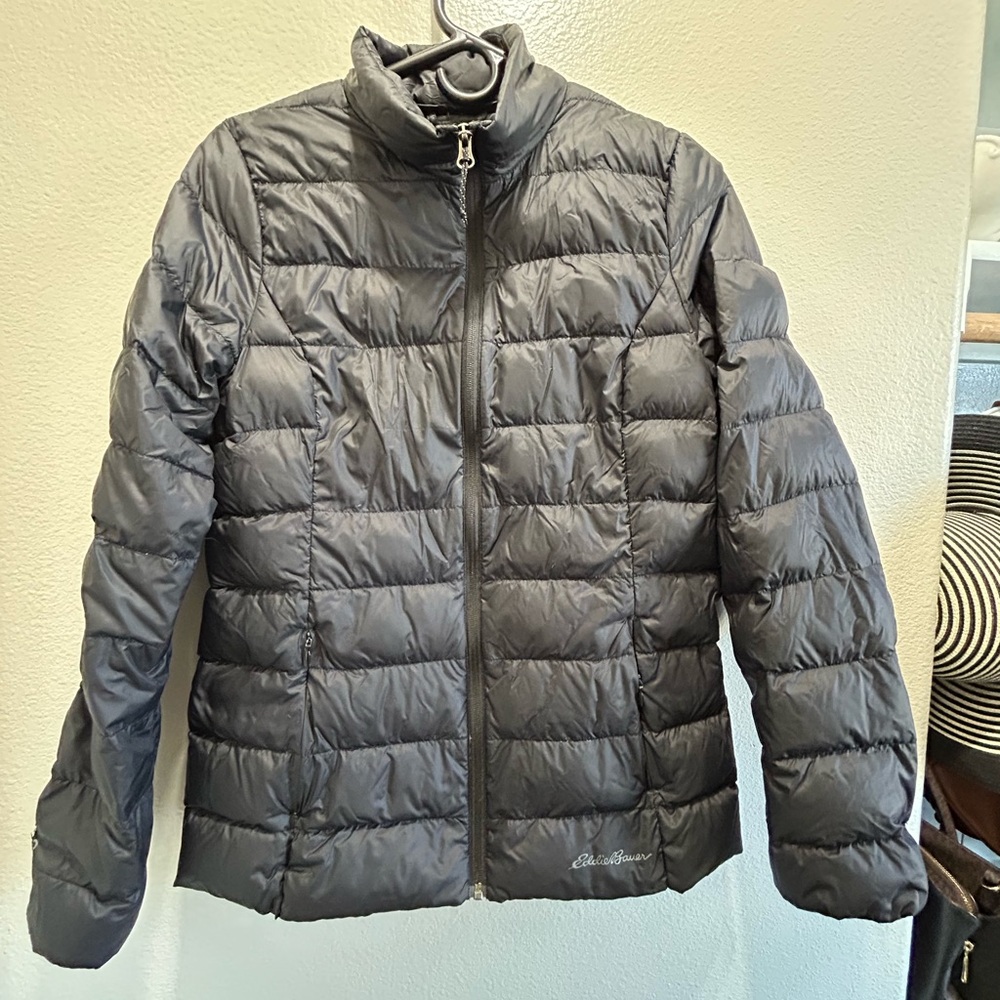 Women’s Tall Medium Eddie Bauer Light Weight Down Puffer - Black